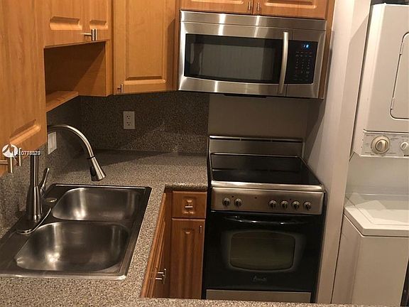 2nd image of 134 SW 7th Ave APT 505
