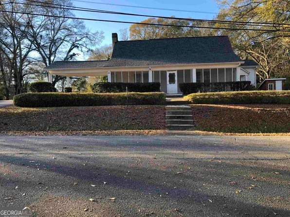 66 Church St, Carnesville, GA 30521