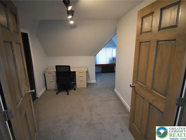 201 Cattell St #5 — Photo 5