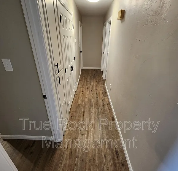 13770 County Road 1556 — Photo 8