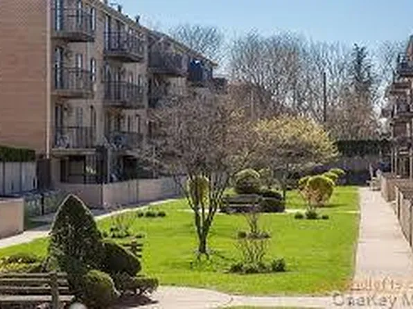 1091 East 72nd Street image 1 of 4