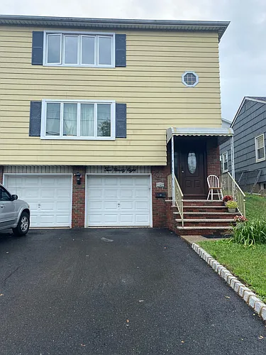 298 Garibaldi Ave #2 Photo 1
