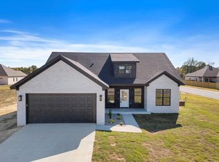 2 Songbird Cv, Greenbrier, AR 72058