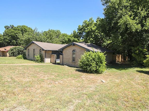4th image of 436 Lakewood Dr
