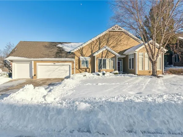 151 Pointe Dr, Kansas City, MO 64116