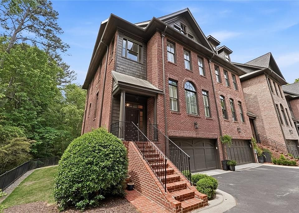 1st image of 4222 Rickenbacker Way NE #15