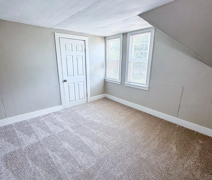 1338 Alpine Ave NW — Photo 46