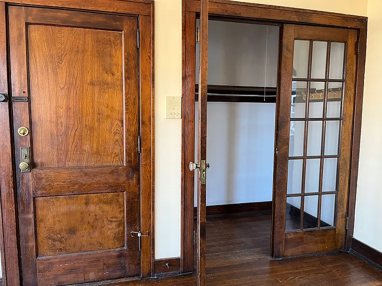 810 Rebecca Ave #5 — Photo 14