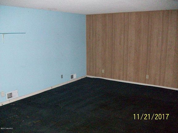 3rd image of 973 Baldanza Ave