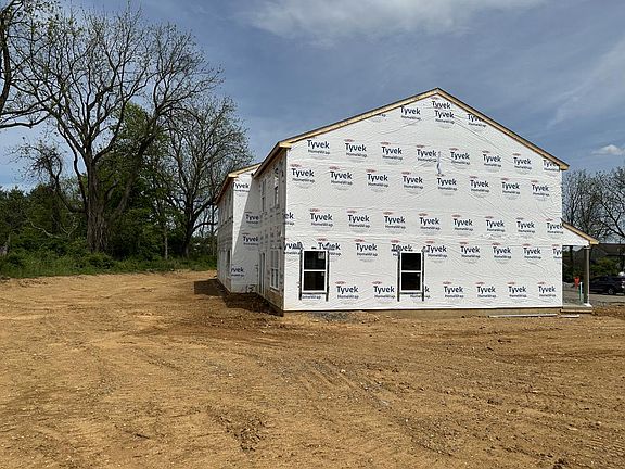 4th image of 137 Scotty Dr #4
