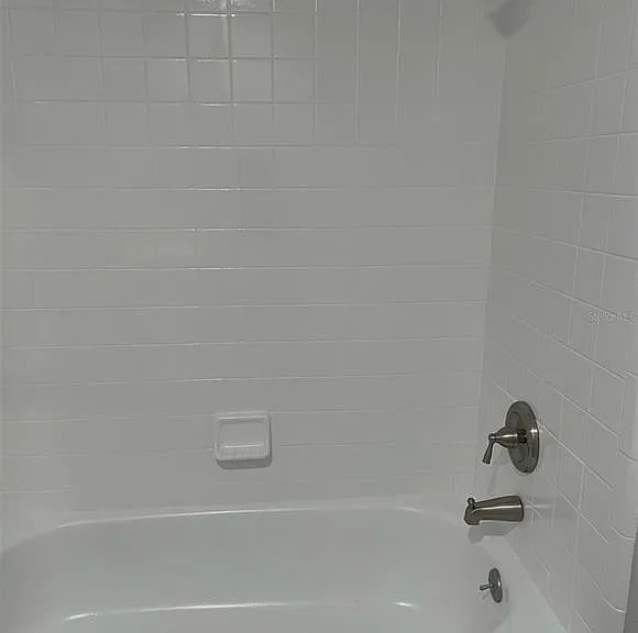 2510 King Oak Cir — Photo 10