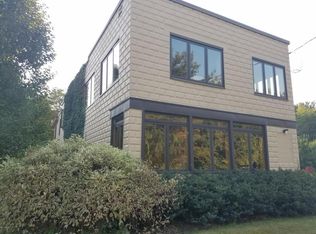 3997 64th St, Holland, MI 49423