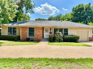 522 Westwood Dr, Sherman, TX 75092