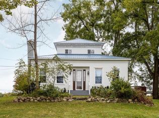 664 Davis Rd, East Aurora, NY 14052