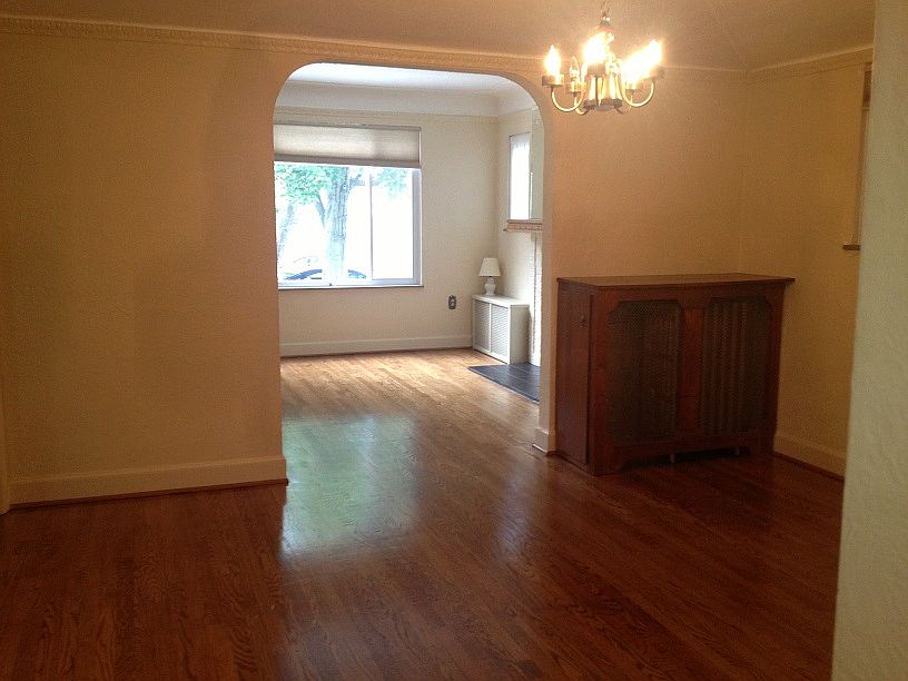 2nd image of 3453 Grayton St