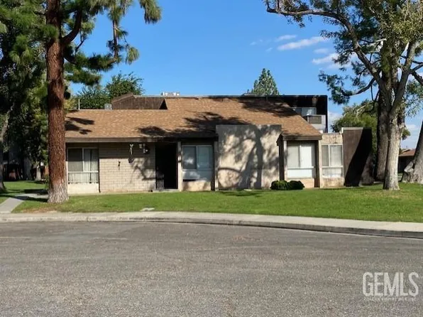 6005 Almendra Ave APT B, Bakersfield, CA 93309