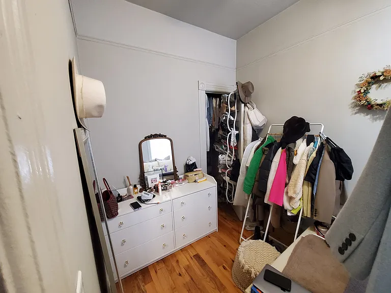 1930 N Bissell St #2 — Photo 6