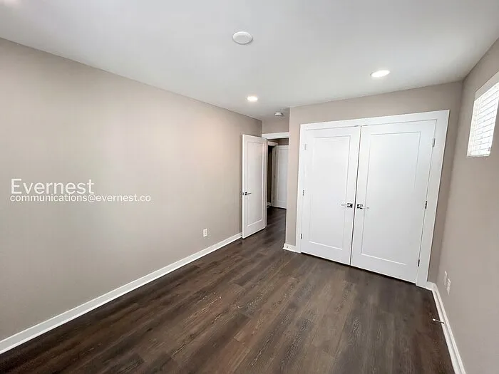 305 Jeffries Way — Photo 15