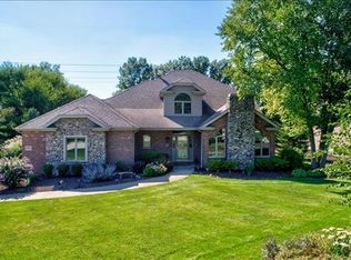 17924 S Hunt Club Dr, Mokena, IL 60448