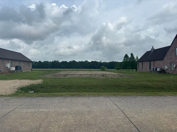 268 Blackberry Dr, Thibodaux, LA 70301