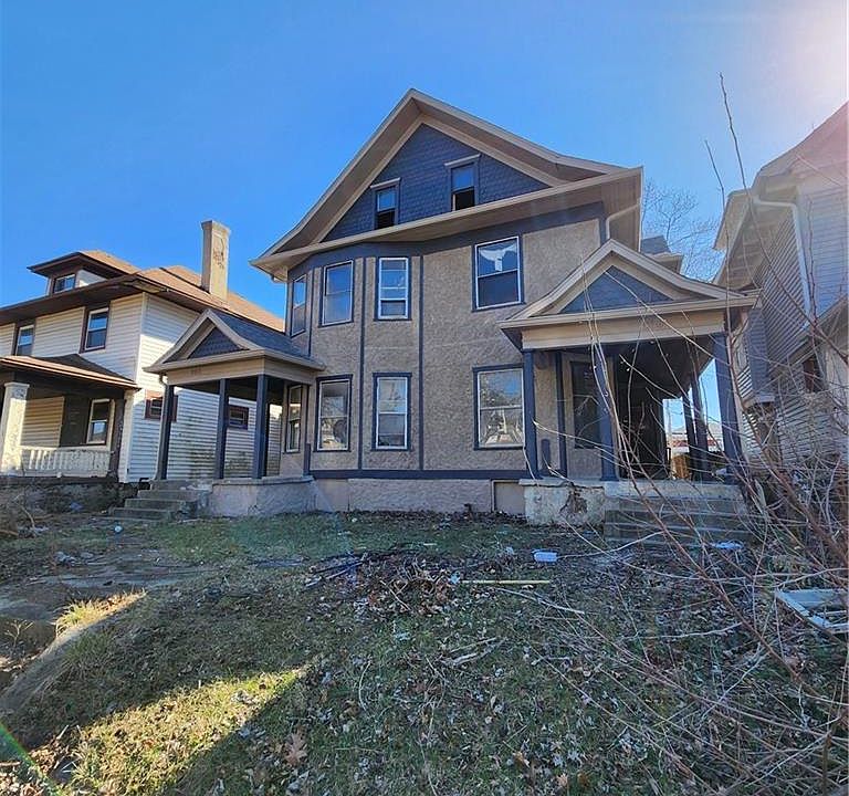 2nd image of 908 Harvard Blvd