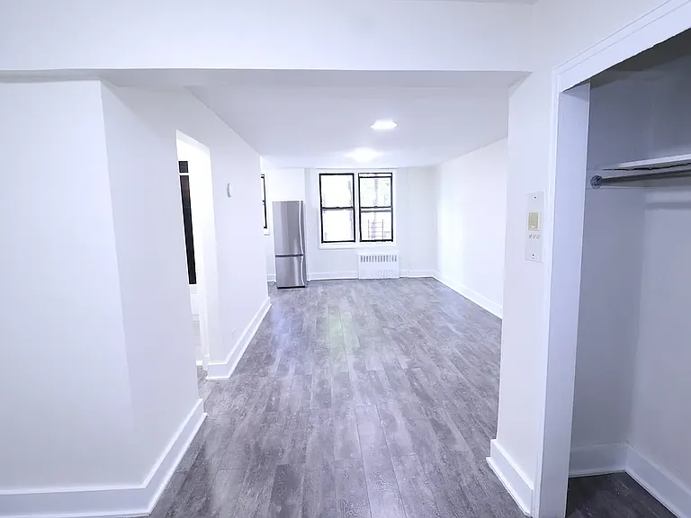 132-45 Maple Ave #4O9 — Photo 2