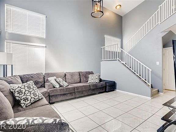 5th image of 5885 Woodfield Dr