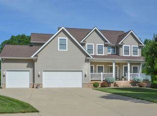 1436 W Estate Dr, Bloomington, IN 47403