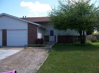 5952 Pine Vista St SE, Kentwood, MI 49548