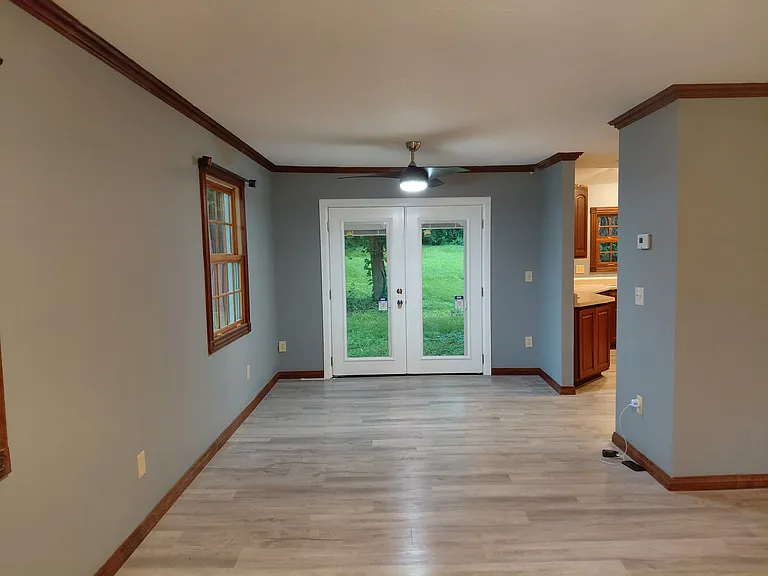 619 Arthur Ct — Photo 24