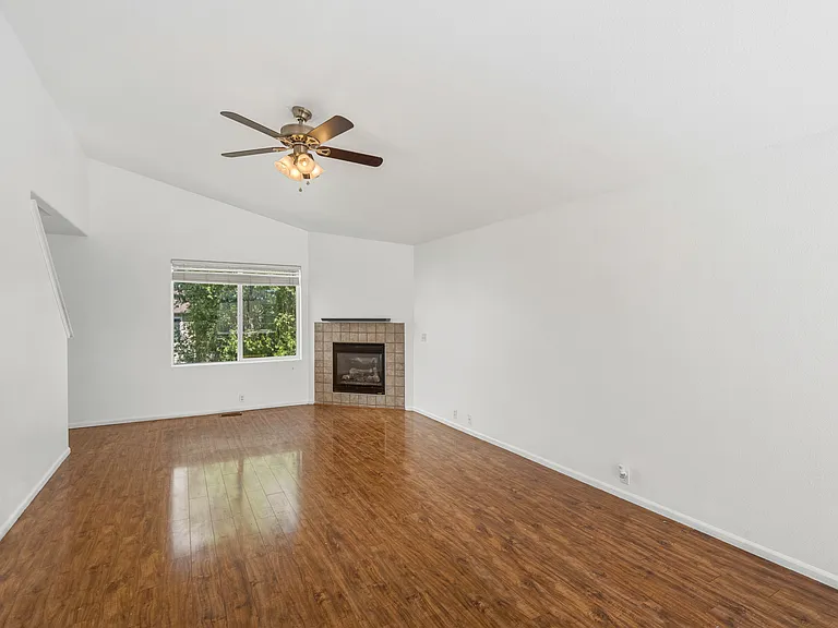 7326 Village Meadows Dr — Photo 18