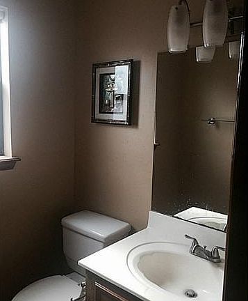 3rd image of 620 Dorsey Dr