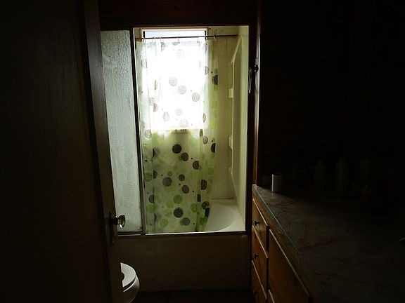 3rd image of 513 E 2nd St