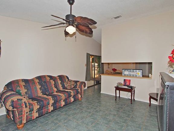 4th image of 9822 Valley Cabin