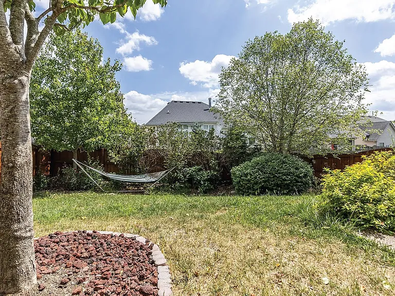 4127 Katherine Pl — Photo 29