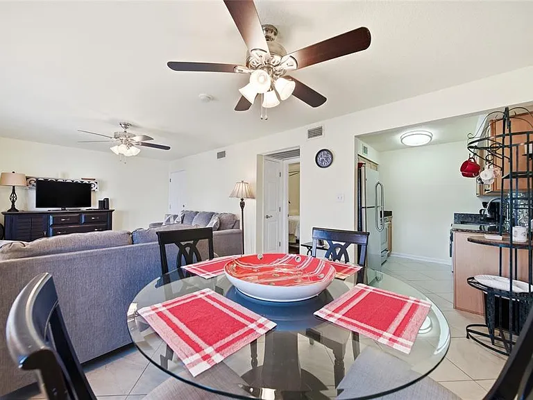 5092 Beach Dr SE #A — Photo 38
