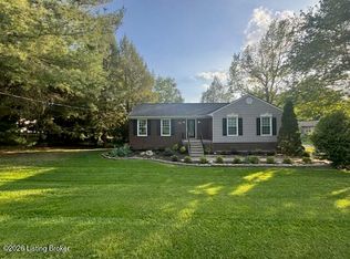 1004 Harmony Ln, Goshen, KY 40026
