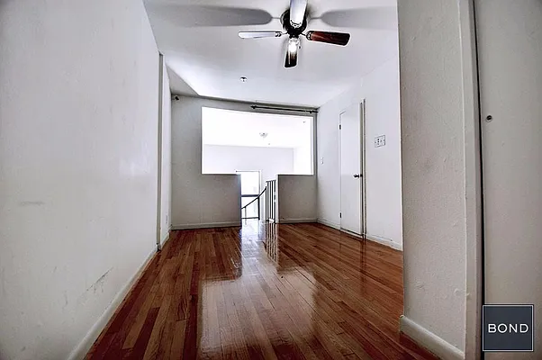 Rented by Bond New York | media 50