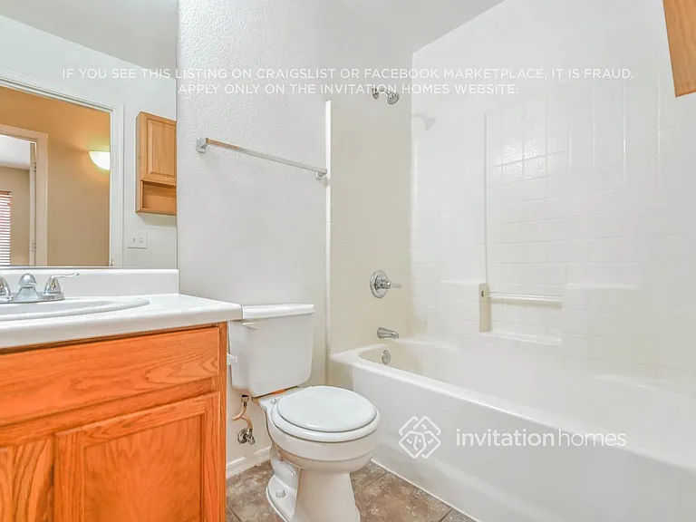 954 E Pima Ave — Photo 15