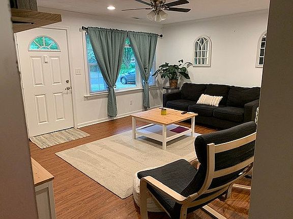 2nd image of 1511 Freeman Ave