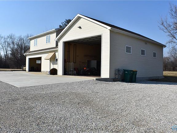 2nd image of 670 Glenwood Rd