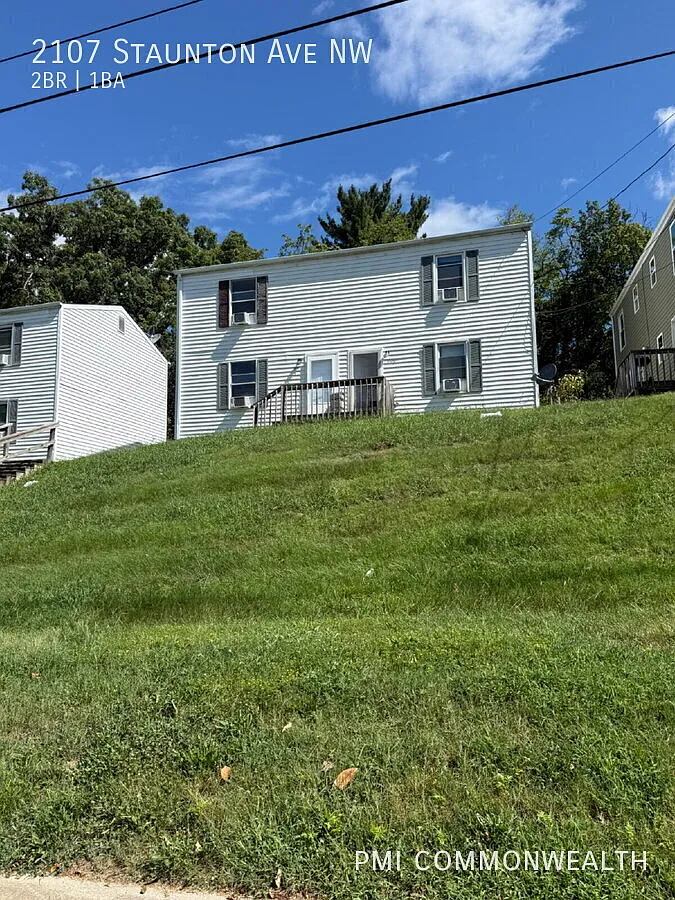 2 Bed / 1 Bath Duplex (Available Now) — Photo 1