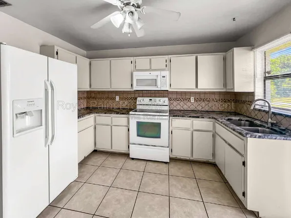 2706 Owen Ave S, Lehigh Acres, FL 33973