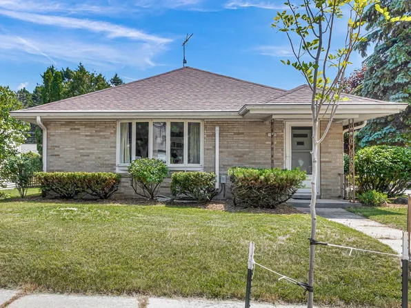 1035 Pershing AVENUE, Sheboygan, WI 53083
