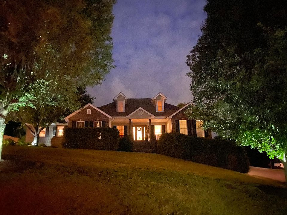 1st image of 309 Emerald Chase Cir
