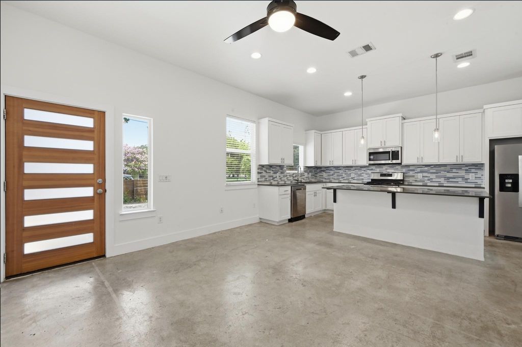 6213 Felix Ave Unit A, Austin, TX - View 3