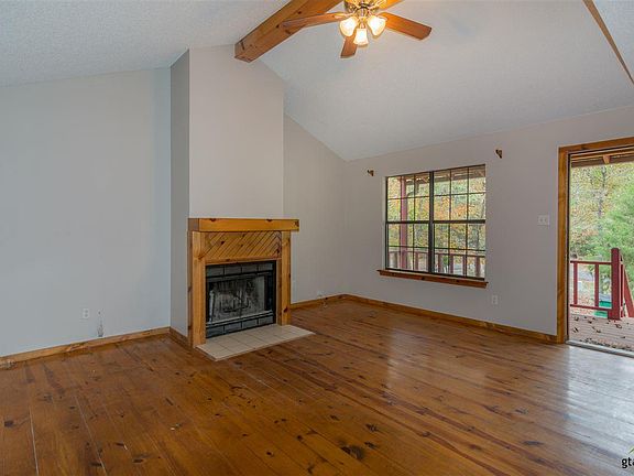 4th image of 600 Wildwood Trl