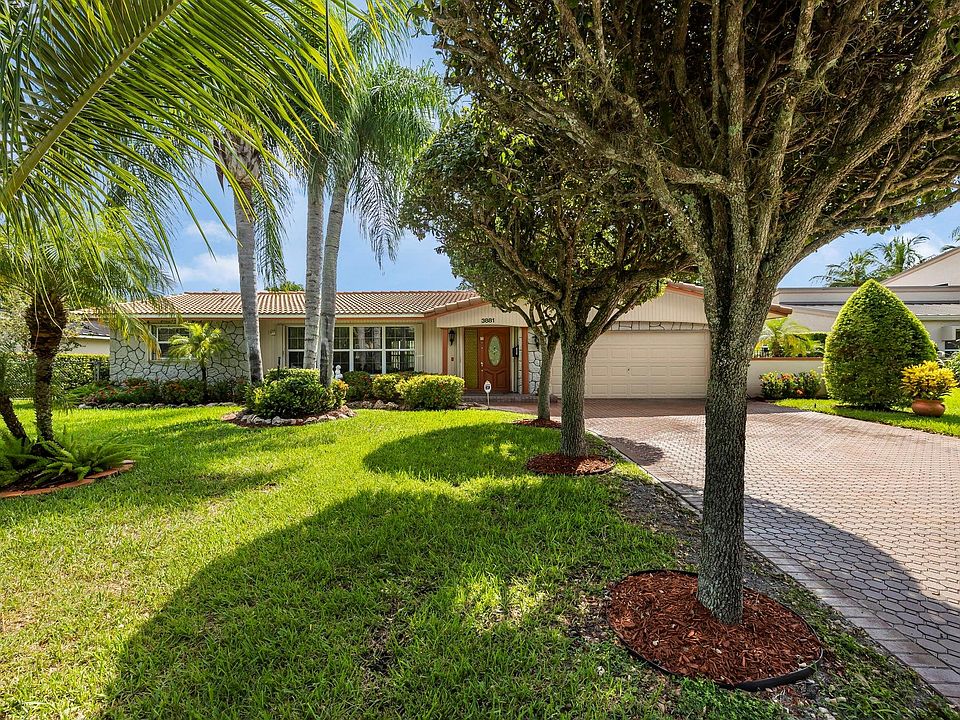 1st image of 3881 NW 100th Avenue