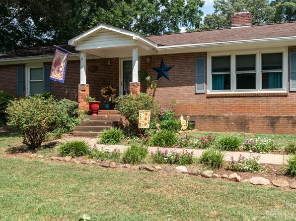 1404 Startown Rd, Lincolnton, NC 28092
