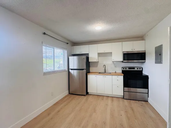 653 NW 30th St, Miami, FL